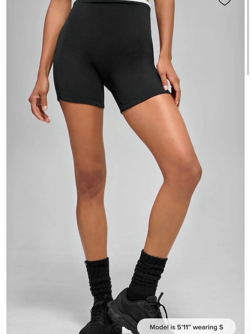 Alo 5" Airbrush Double Up Short - Black/ White
